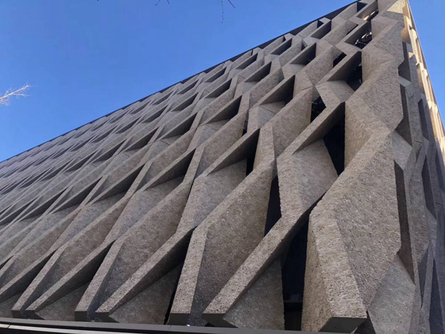 清水(shuǐ)混凝土(tǔ)挂闆(圖1)