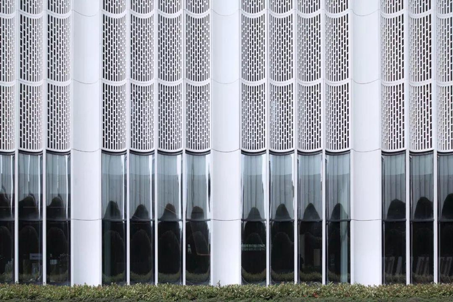 清水(shuǐ)混凝土(tǔ)挂闆(圖1)